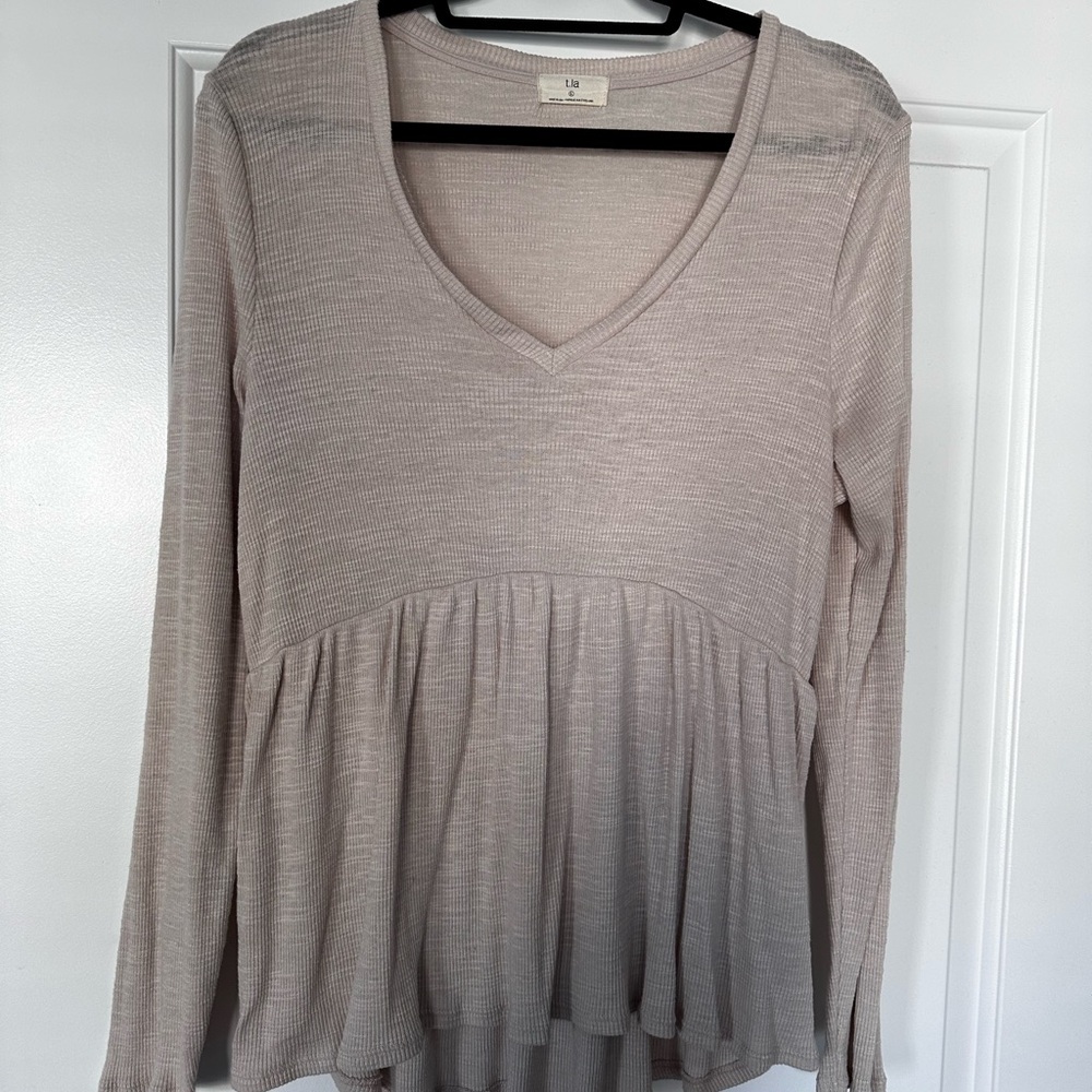 T.La Light Taupe V-Neck Peplum Long-Sleeve Tunic